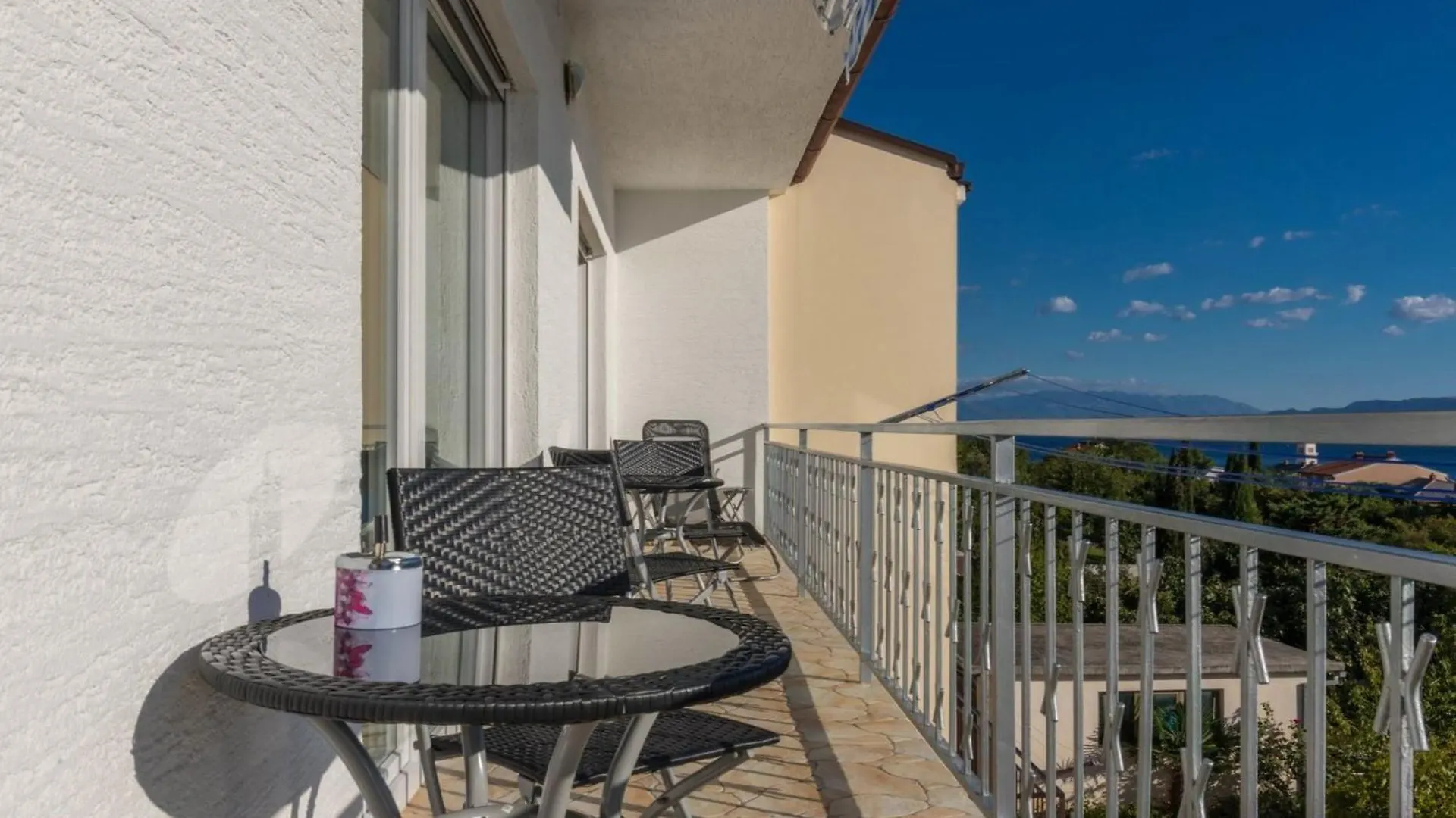 Majestic And Refined Balcony Sea View Apartment Crikvenica